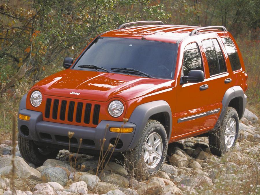  Jeep Liberty Sport 2001 года  (фото 5 из 11)